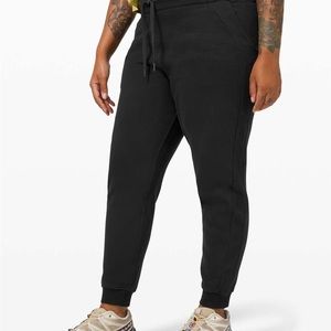 Lululemon Scuba High-Rise Jogger